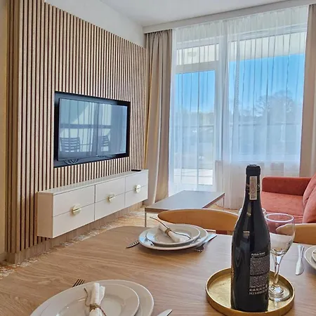 Holidayhomepl Bel Mare F533 Z Sypialnia I Balkonem Apartment Miedzyzdroje